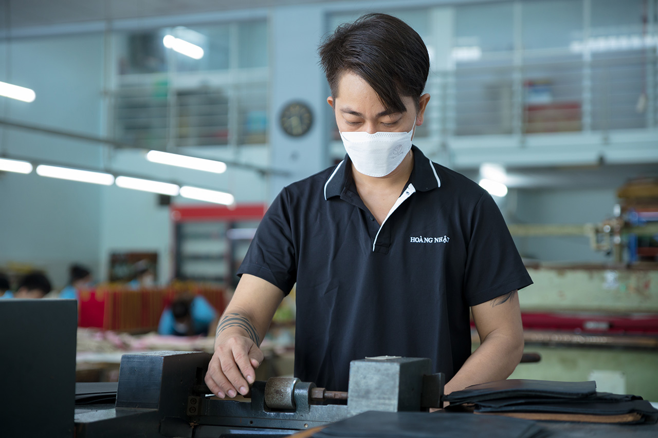 Nhận May Ví Theo Mẫu Riêng Ở Hồ Chí Minh