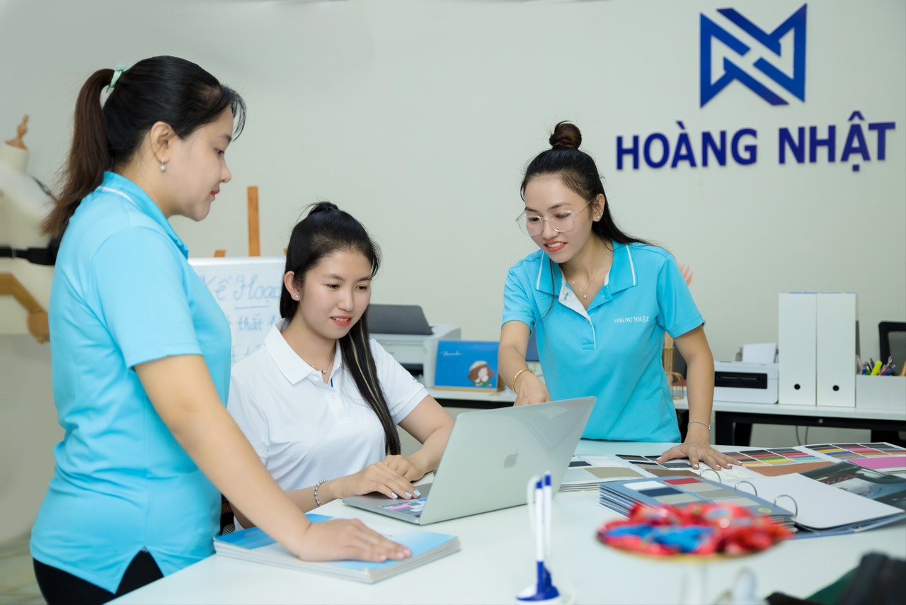 Xưởng gia công túi xách cho shop